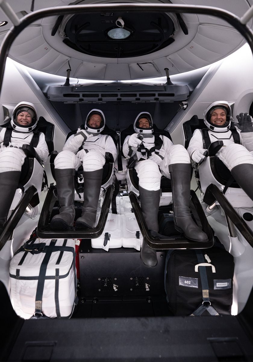 Dragon X Spacecraft Interior
