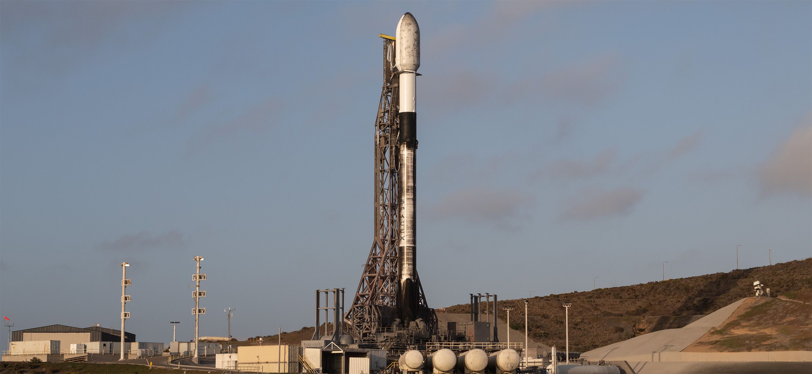 https://sxcontent9668.azureedge.us/cms-assets/assets/USSF_259_Vertical_7449_Desktop_a7d8103cfa.jpg