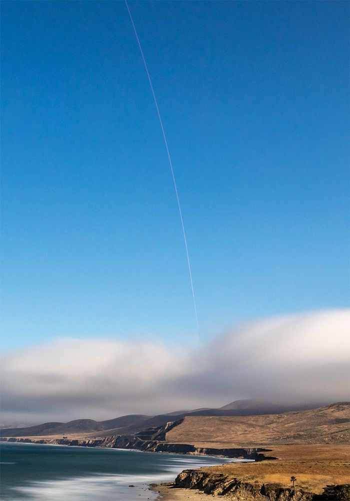Starlink G17-41_Jalama_Streak_5056_Mobile.jpg